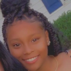 Meet your Posher, Azariah